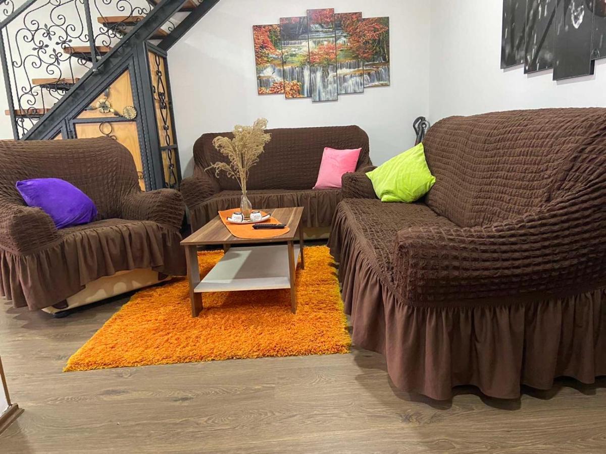 Ferienwohnung Stan Na Dan Gornji Milanovac-Centar-Nova Gradnja Exterior foto